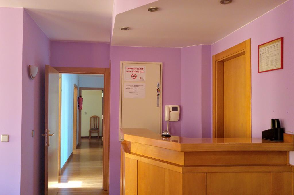 Hostal Prada Borges León Eksteriør billede