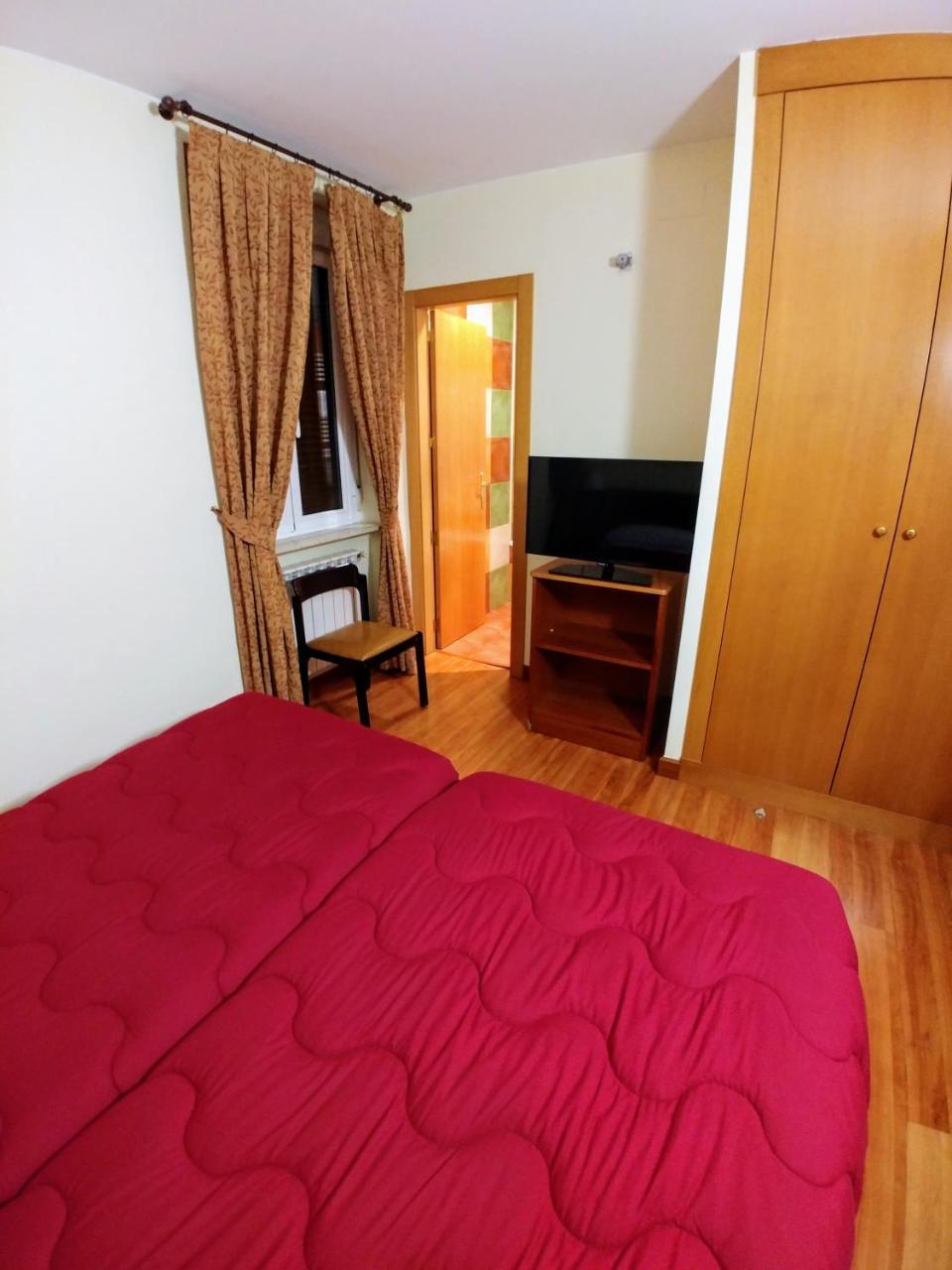 Hostal Prada Borges León Eksteriør billede