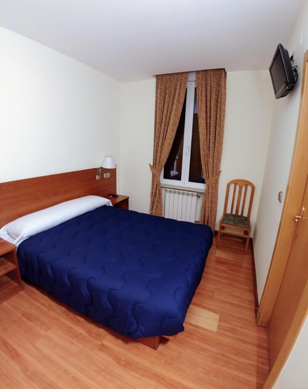 Hostal Prada Borges León Eksteriør billede